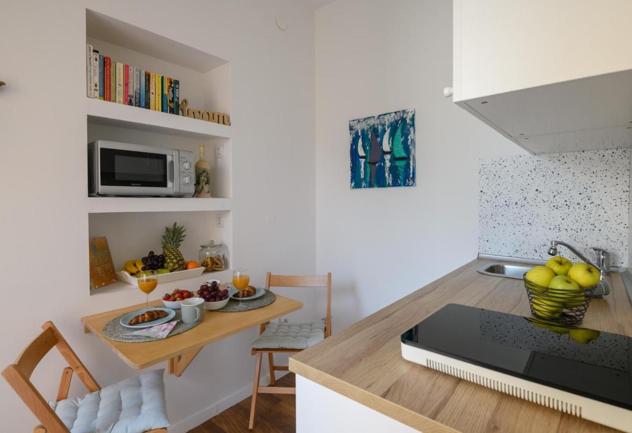 Sunny Getaway Apartment